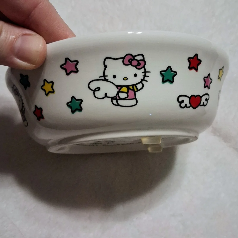 Heavy Ceramic Cat Bowl - White with Multicolor Stars Hello Kitty Sanrio NWT